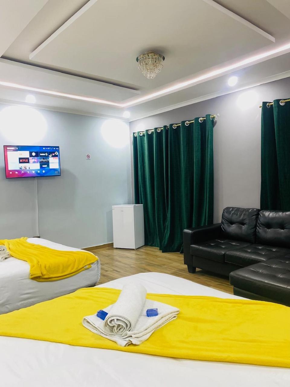 Airport Imperial Guest House Kempton Park Bagian luar foto