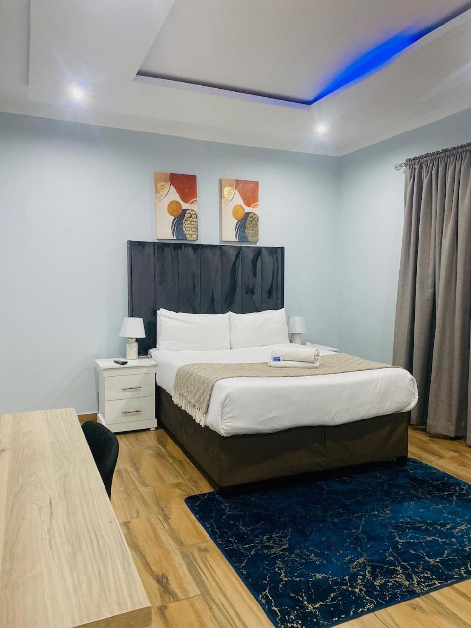 Airport Imperial Guest House Kempton Park Bagian luar foto