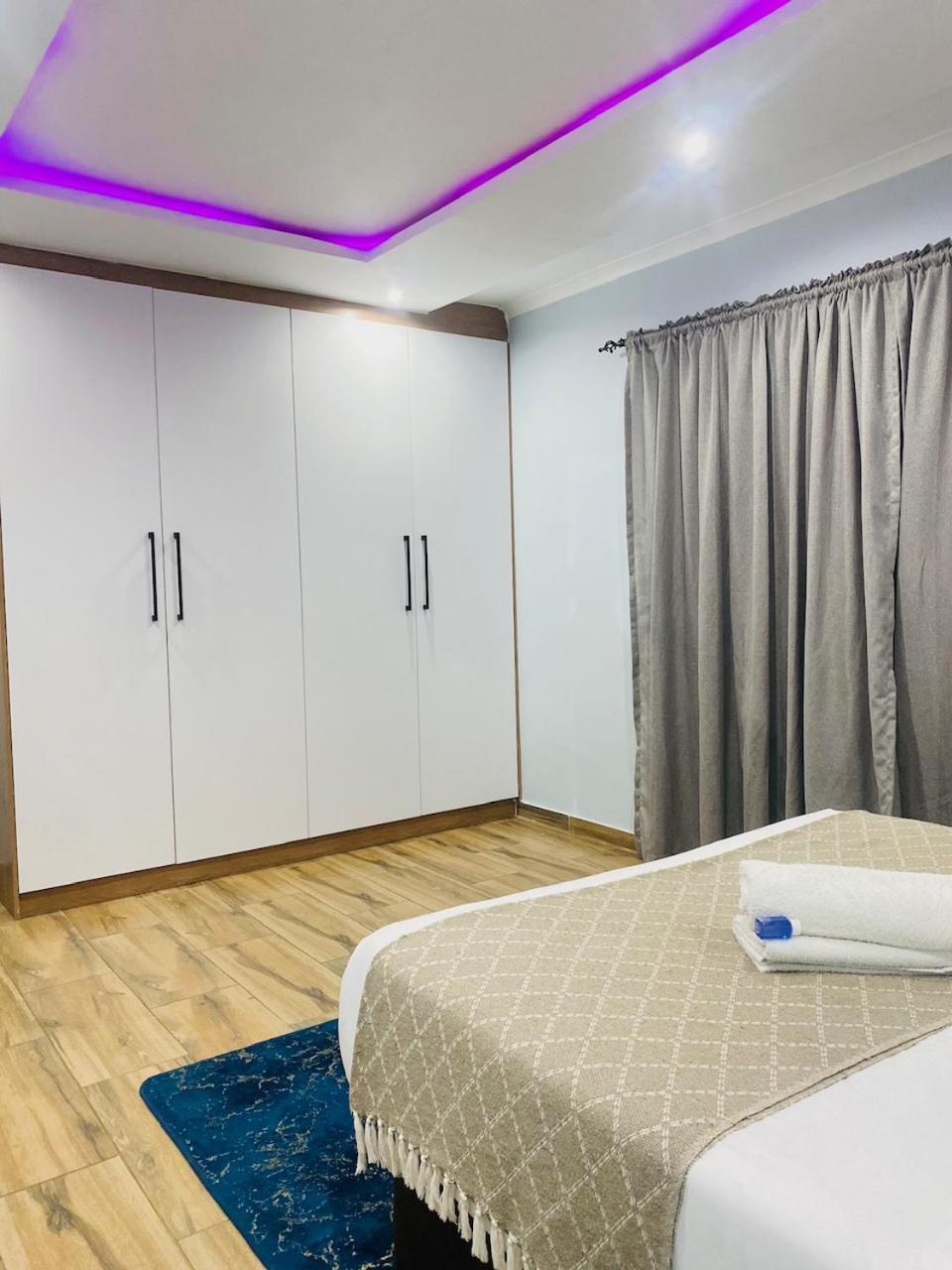 Airport Imperial Guest House Kempton Park Bagian luar foto